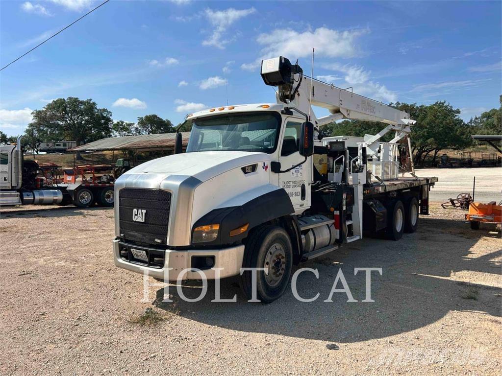 CAT CT660S Camion altro