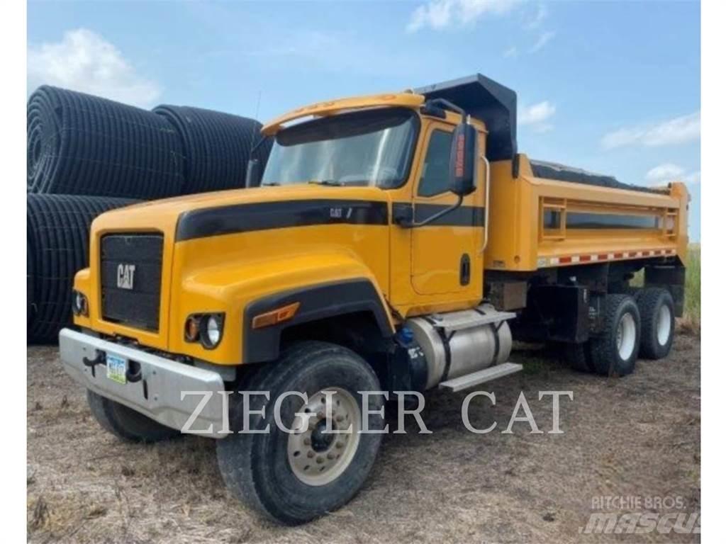 CAT CT681 Camion altro