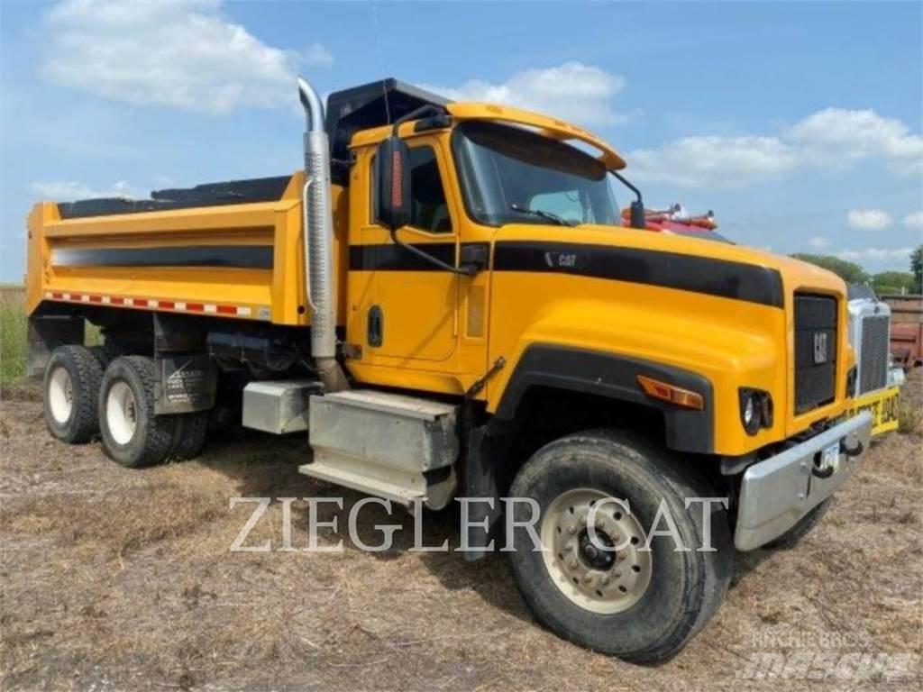 CAT CT681 Camion altro