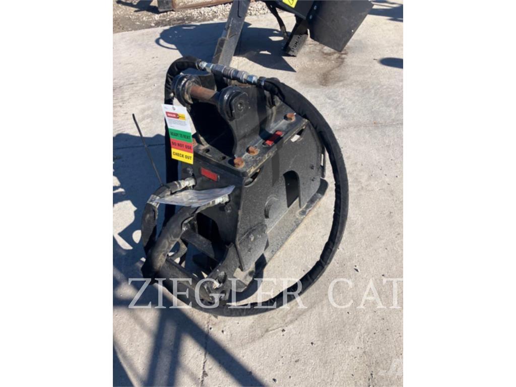 CAT CVP16 Compattatori da suolo