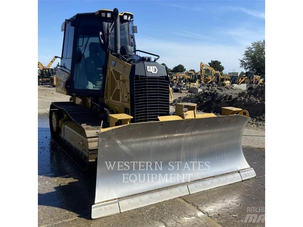 CAT D2 Dozer cingolati