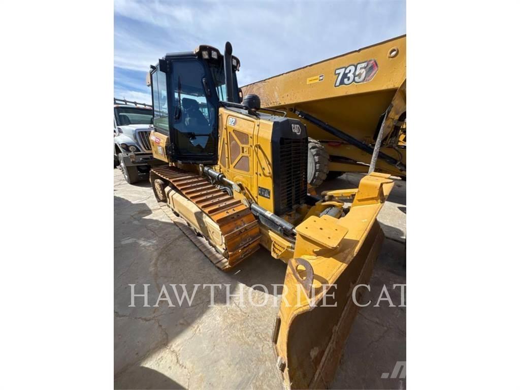 CAT D2 Dozer cingolati