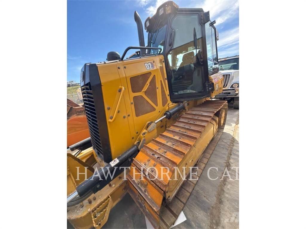CAT D2 Dozer cingolati