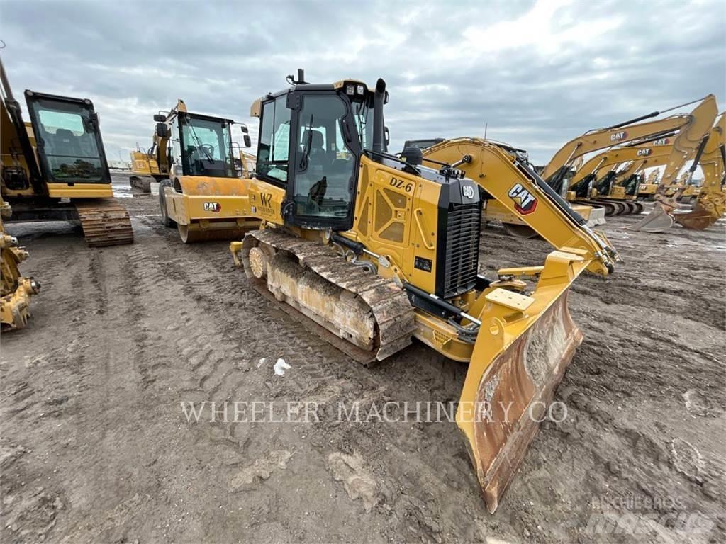 CAT D2 XL Dozer cingolati