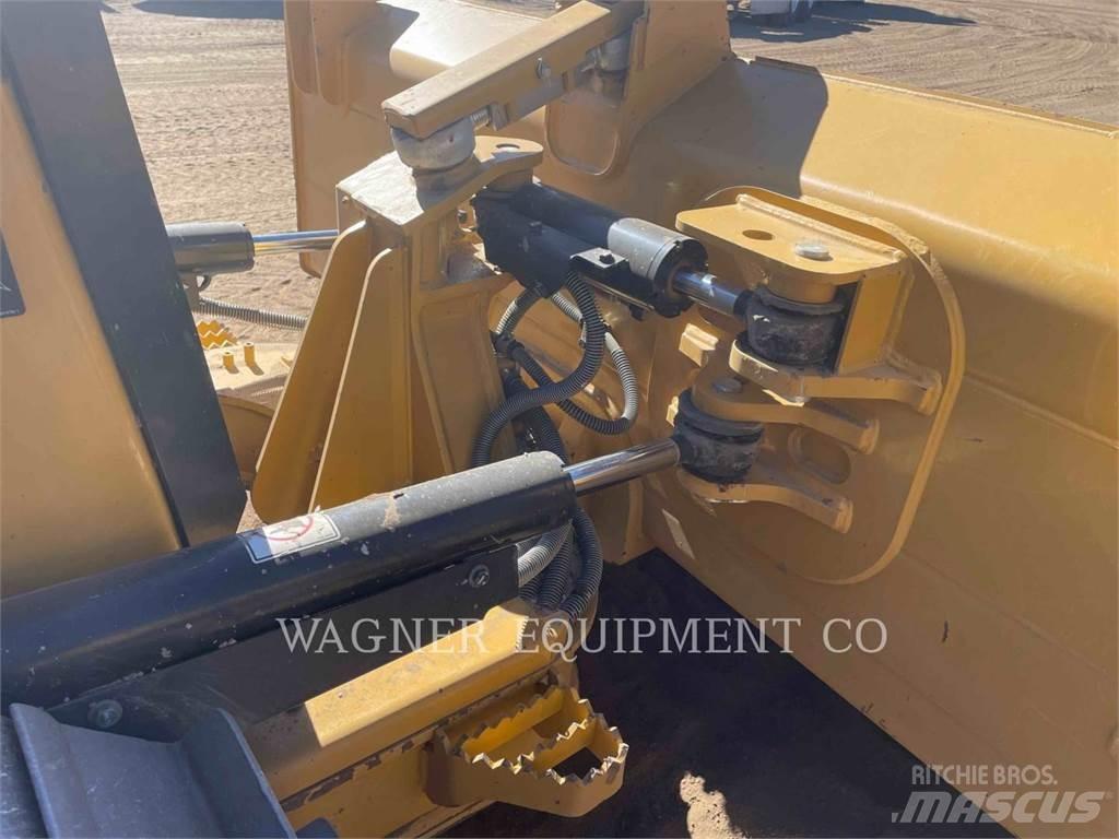 CAT D3 Dozer cingolati