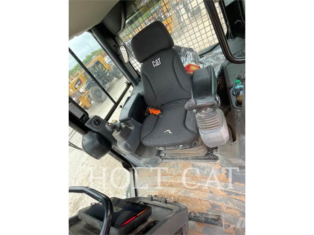 CAT D3 CAB3 Dozer cingolati