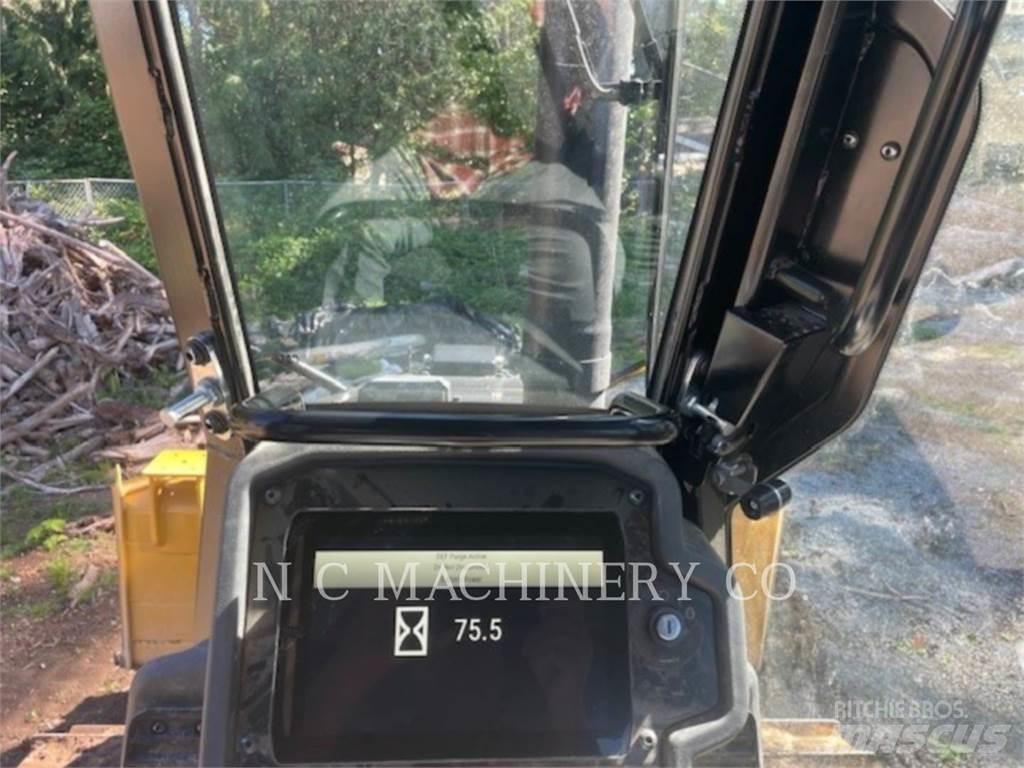 CAT D3 CB Dozer cingolati