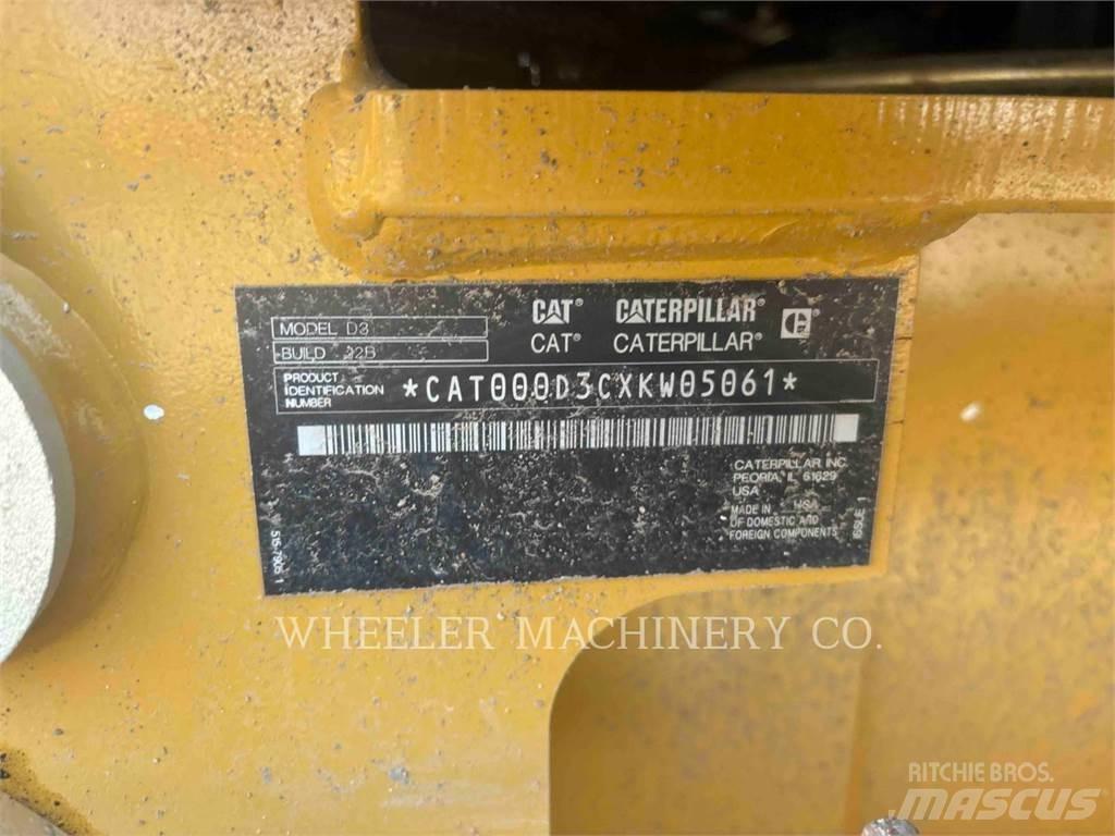 CAT D3 XL Dozer cingolati