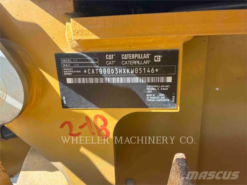 CAT D3 XL Dozer cingolati