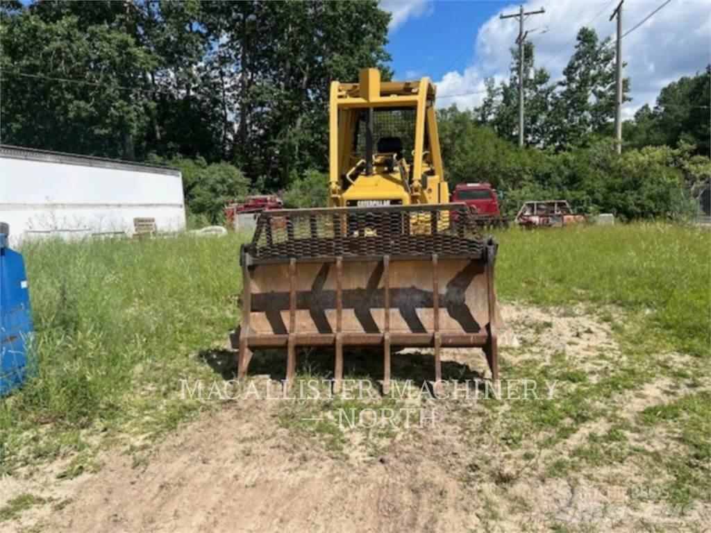 CAT D3G Dozer cingolati