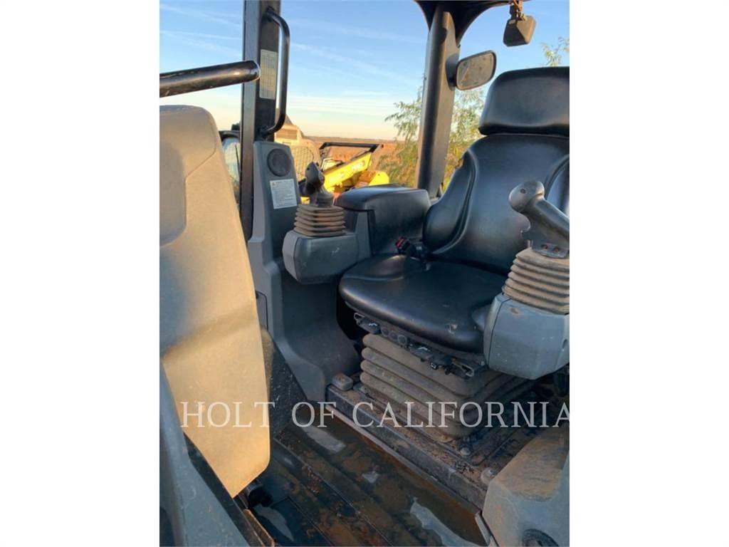 CAT D3K2 Dozer cingolati