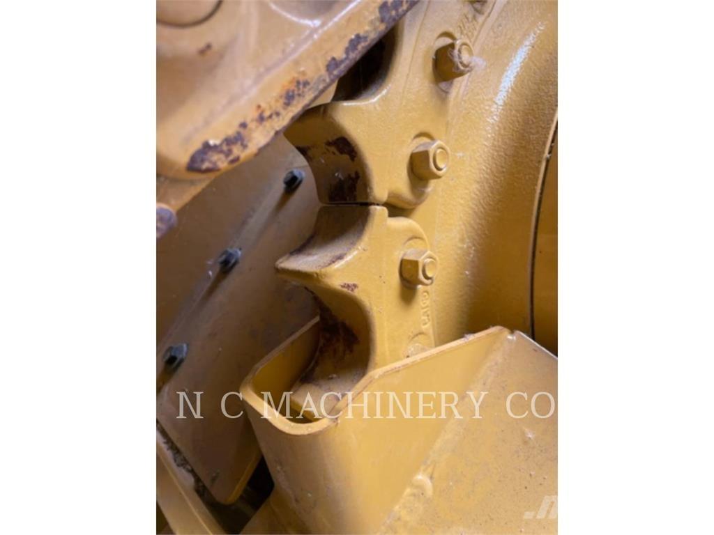 CAT D3K2 XLCB Dozer cingolati