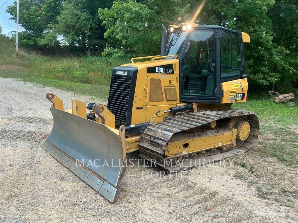 CAT D3K2L A Dozer cingolati