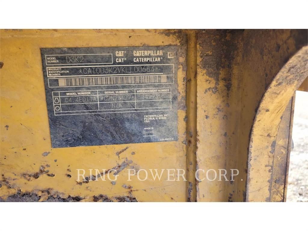 CAT D3K2LGP Dozer cingolati