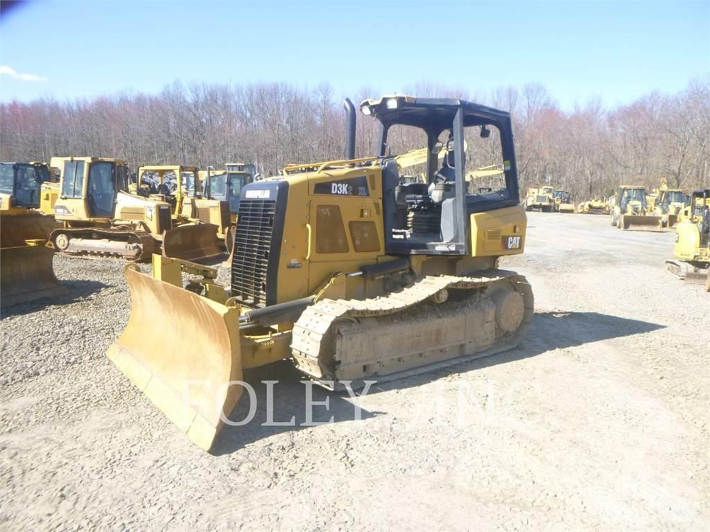 CAT D3K2XL Dozer cingolati