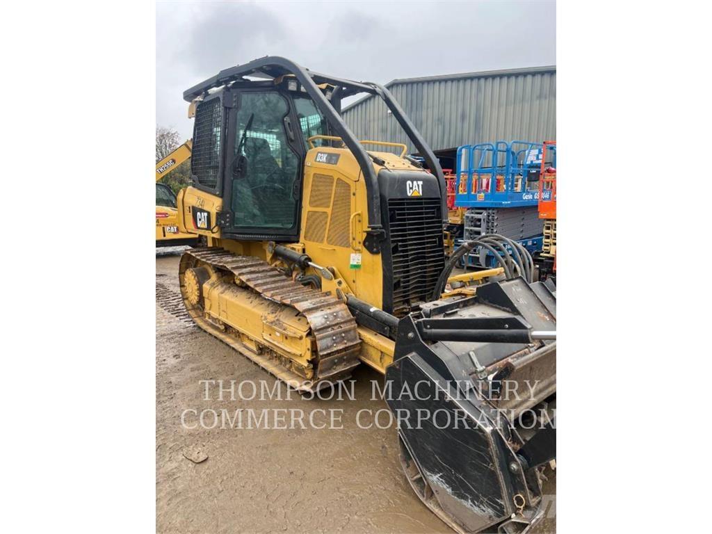 CAT D3K2XLMULC Dozer cingolati