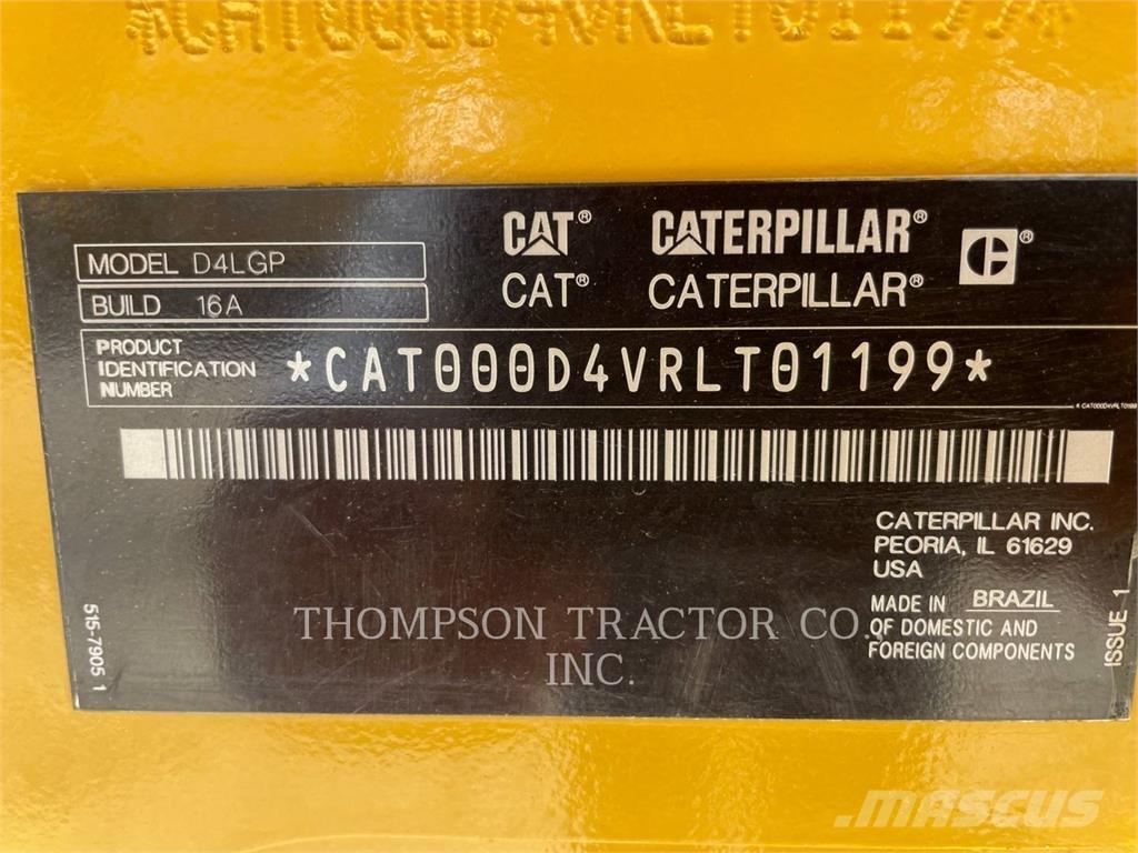 CAT D4 Dozer cingolati