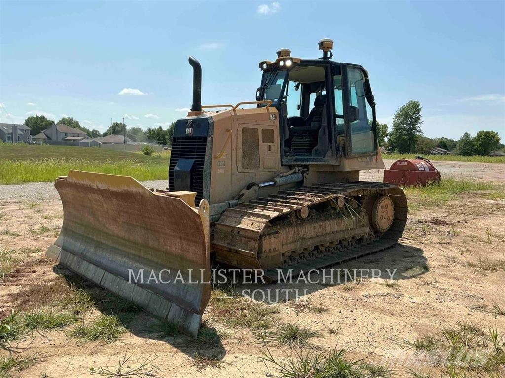 CAT D4 Dozer cingolati