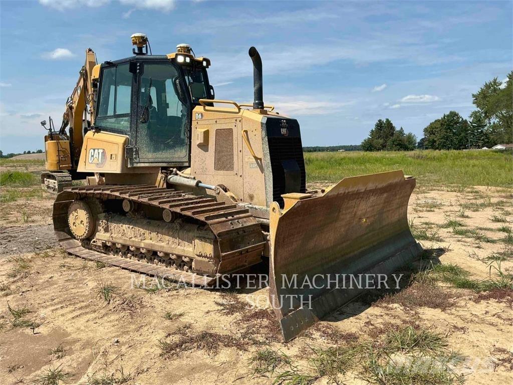 CAT D4 Dozer cingolati