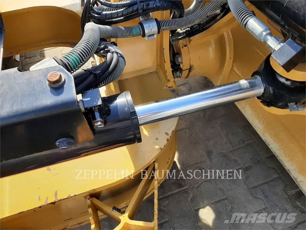 CAT D4-16A Dozer cingolati