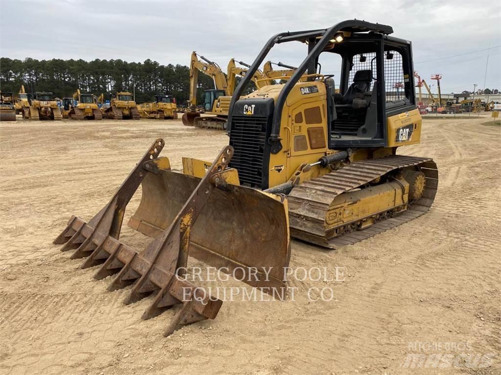 CAT D4K2LGP Dozer cingolati