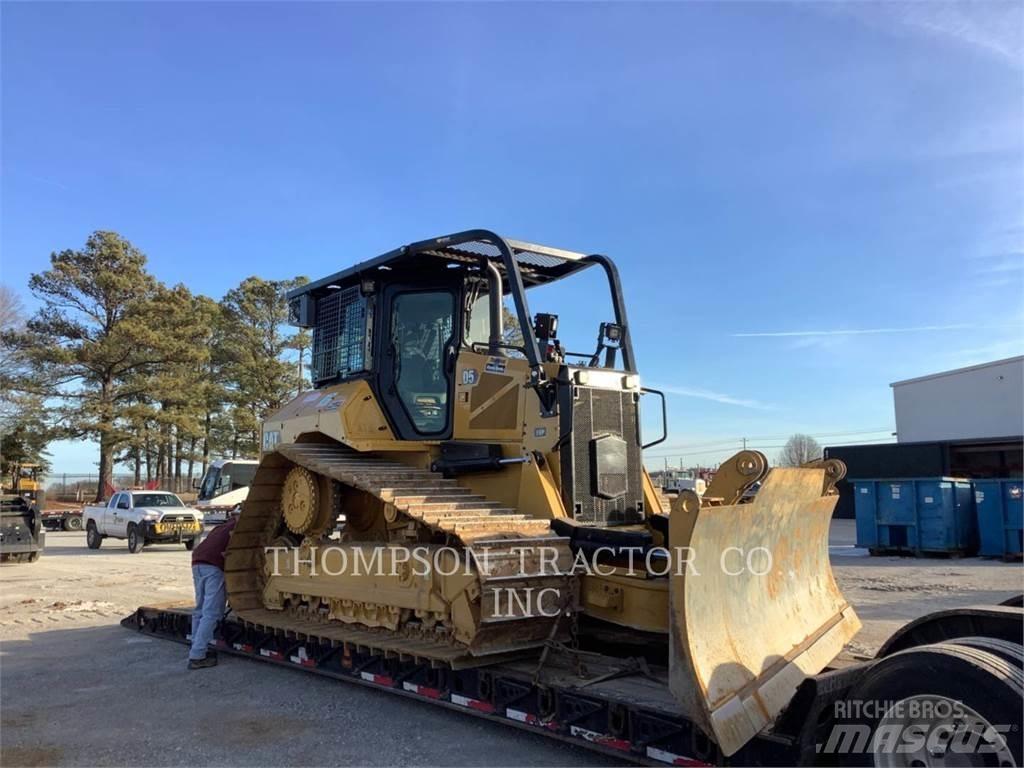 CAT D5 Dozer cingolati