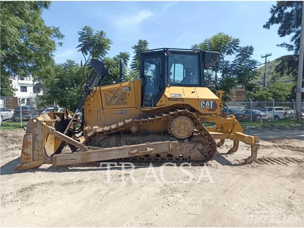 CAT D5 Dozer cingolati