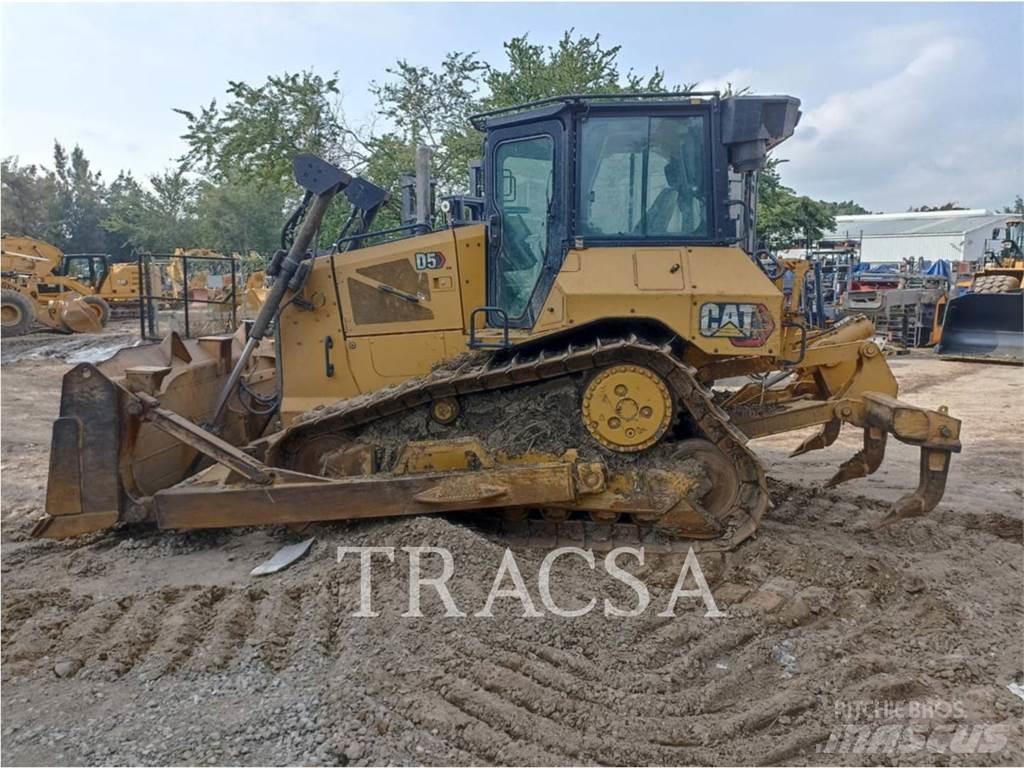 CAT D5 Dozer cingolati