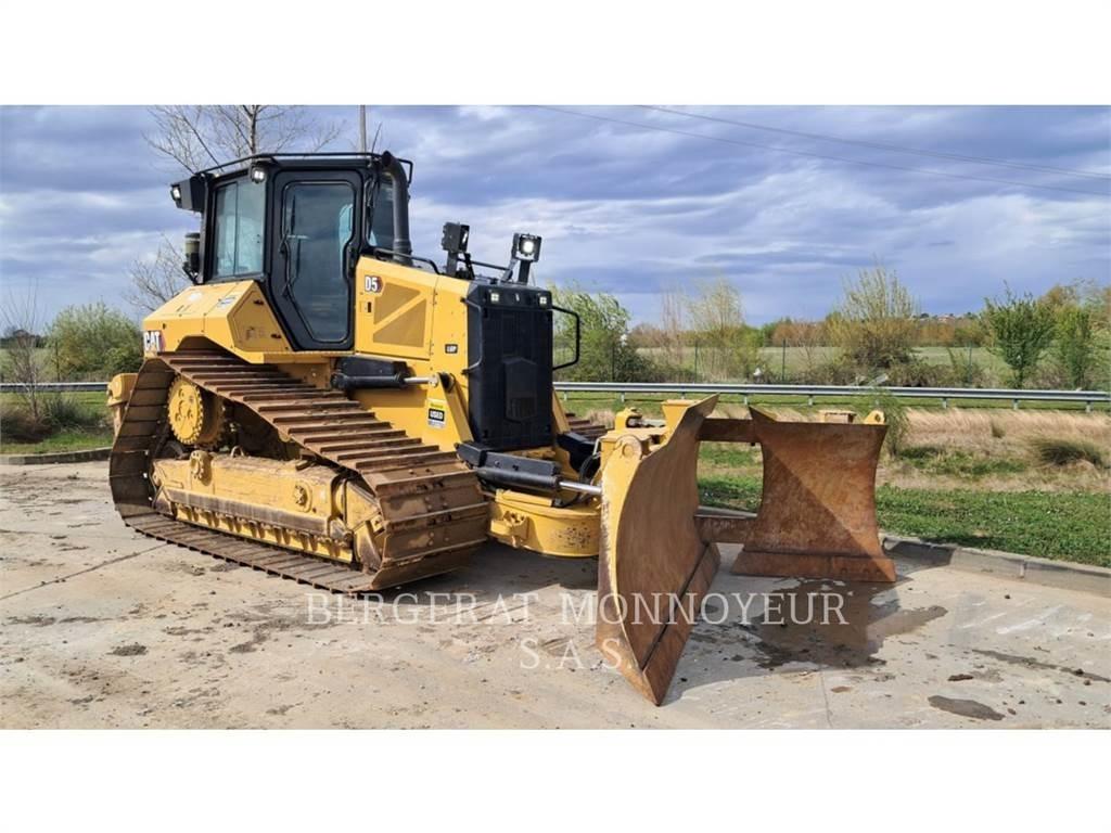 CAT D5 Dozer cingolati