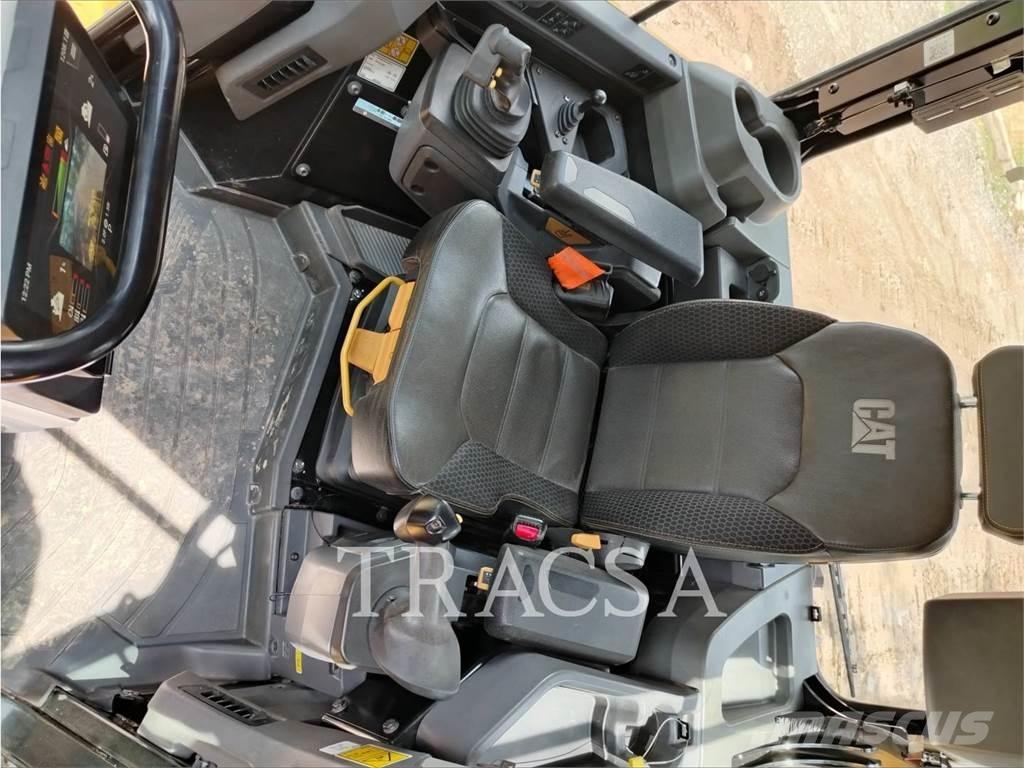 CAT D5 Dozer cingolati