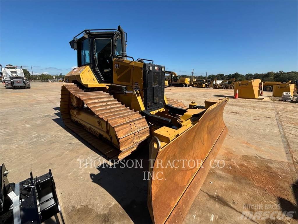 CAT D5 Dozer cingolati