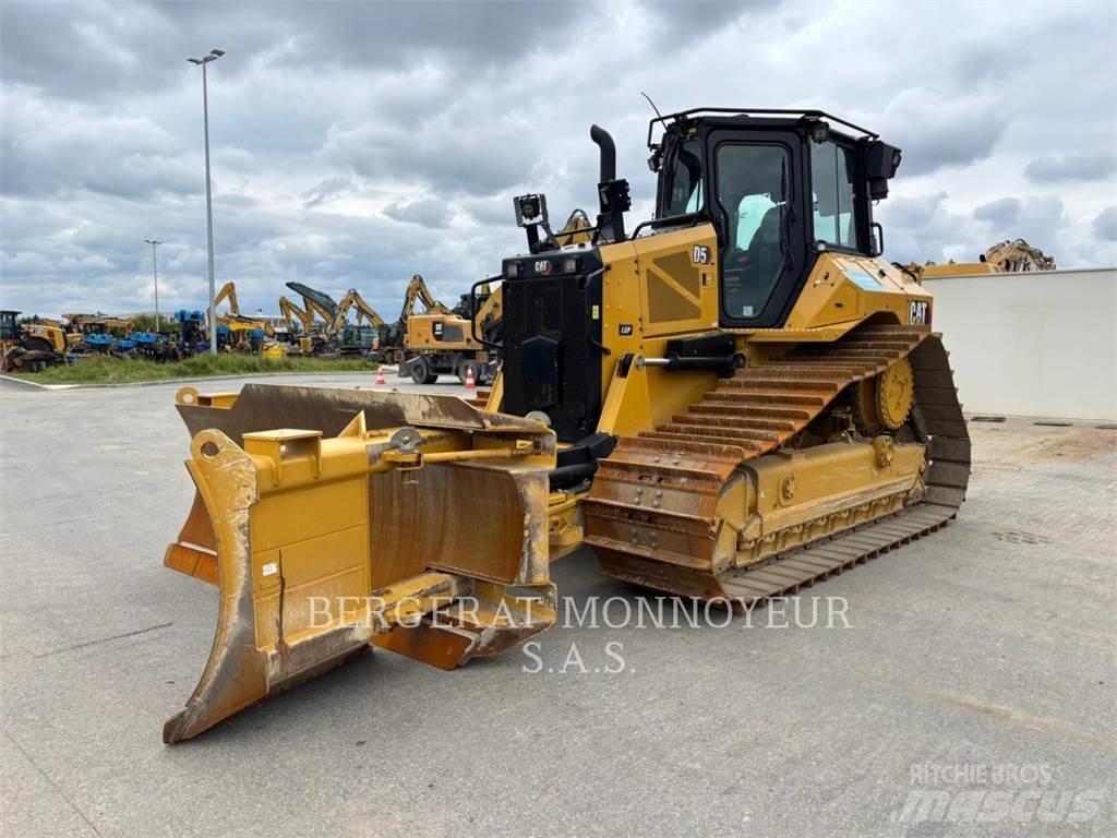 CAT D5 Dozer cingolati