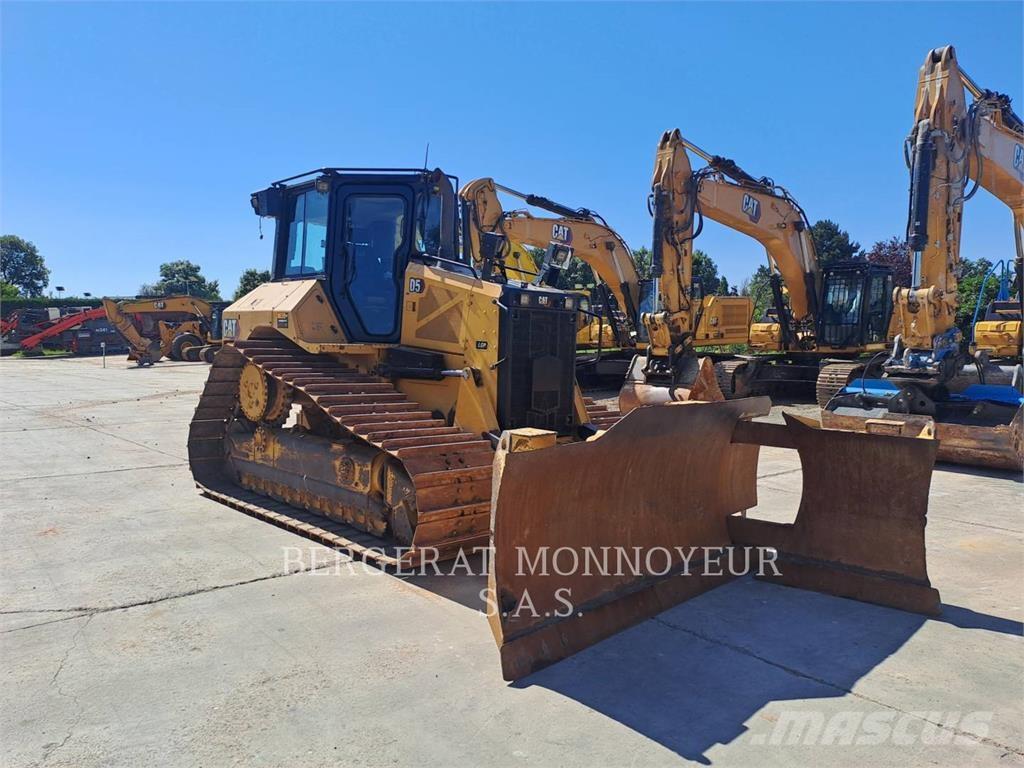 CAT D5 Dozer cingolati