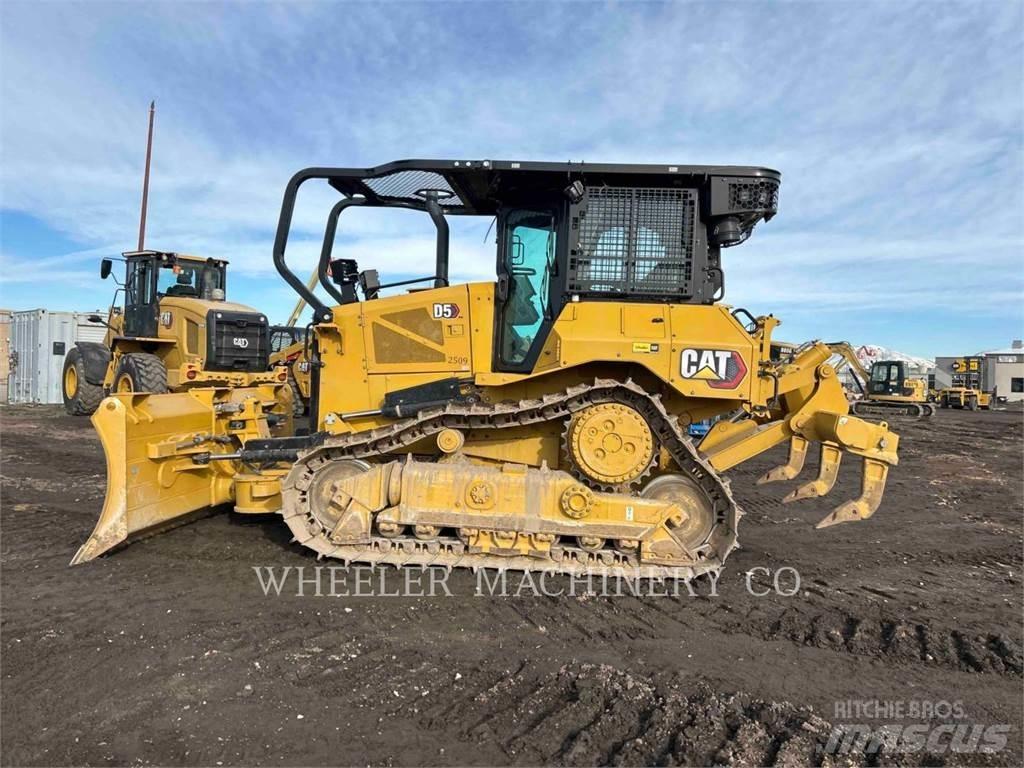 CAT D5-17 XL Dozer cingolati