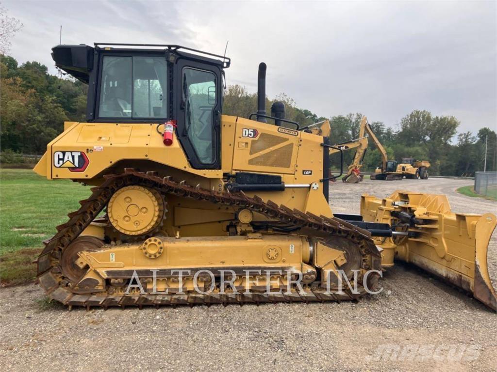 CAT D5-17VPLGP Dozer cingolati