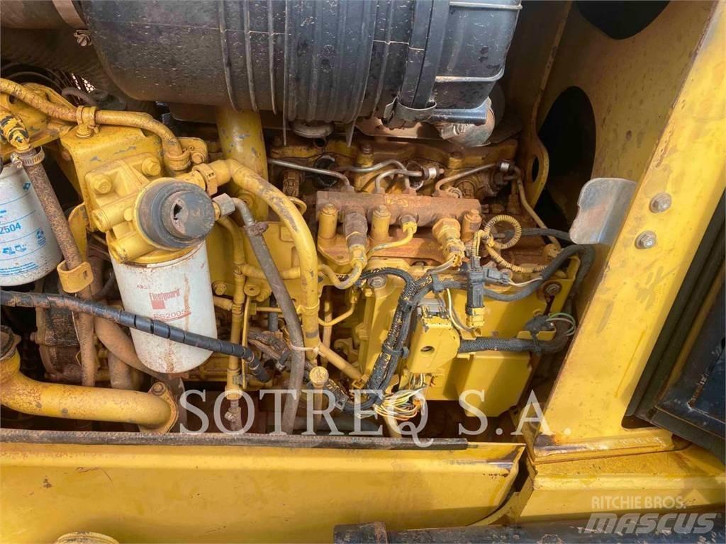 CAT D5K Dozer cingolati
