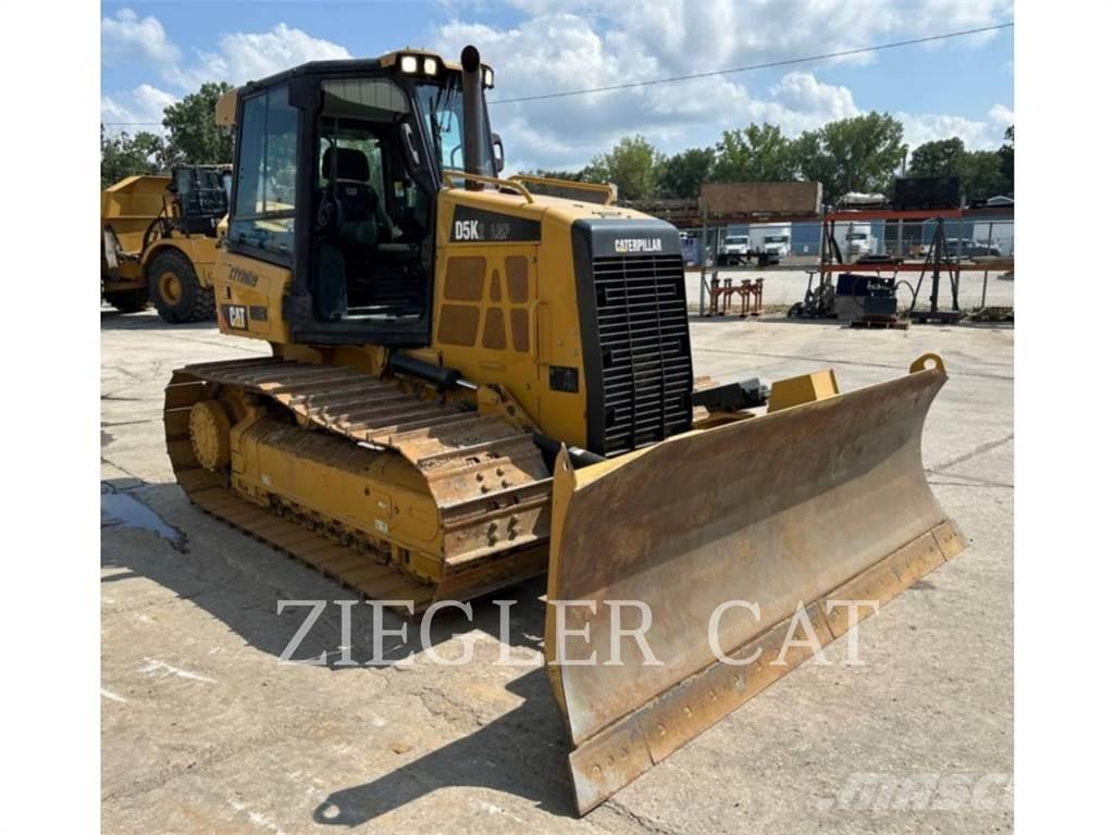CAT D5K Dozer cingolati
