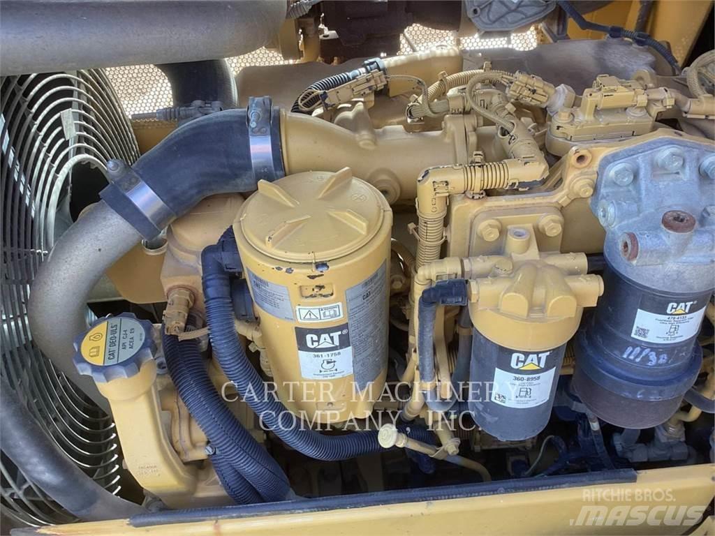 CAT D5K2LGP Dozer cingolati