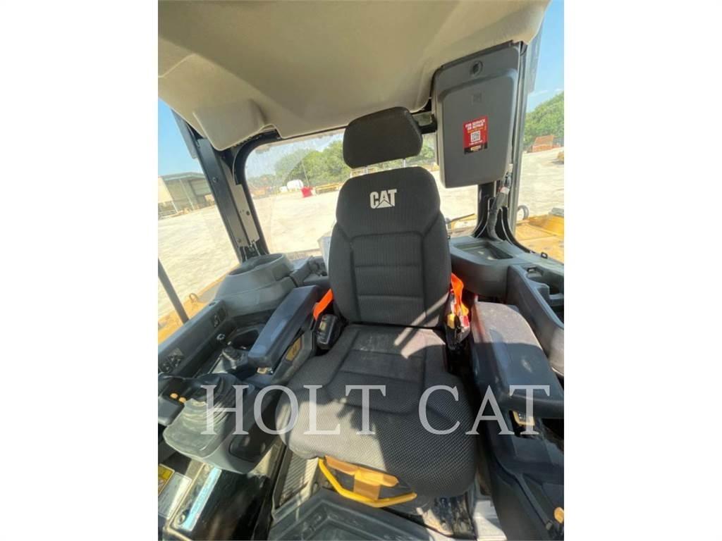 CAT D6 Dozer cingolati