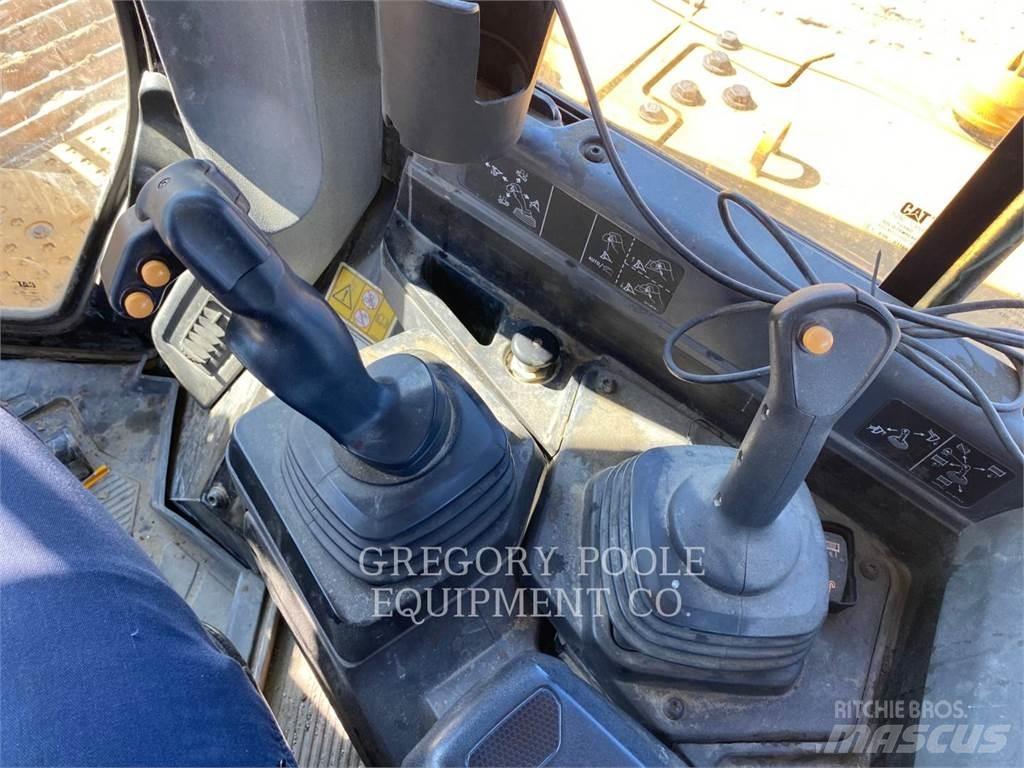 CAT D6-20 Dozer cingolati