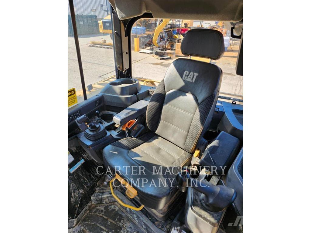 CAT D6-20LGVAR Dozer cingolati