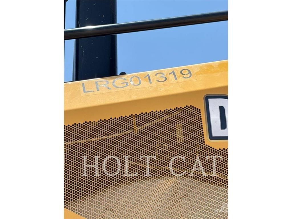 CAT D6 XELGPVP Pale gommate