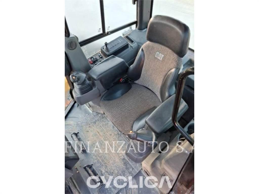CAT D6K Dozer cingolati