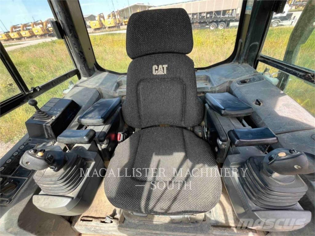 CAT D6KXL Dozer cingolati