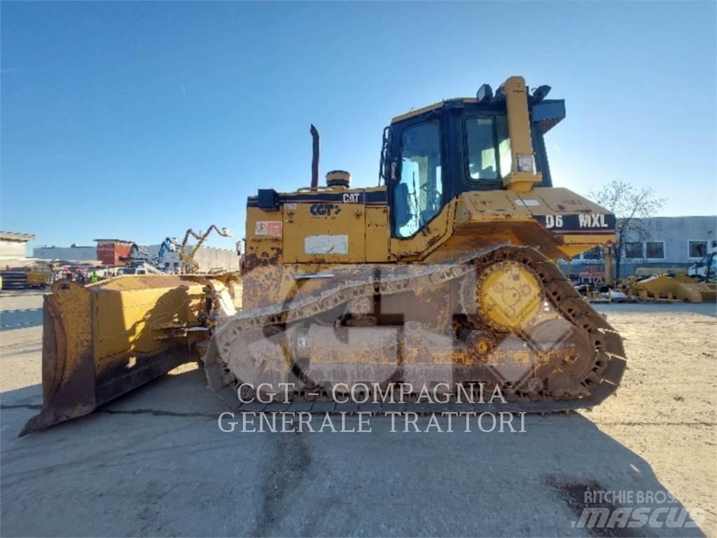 CAT D6M Dozer cingolati