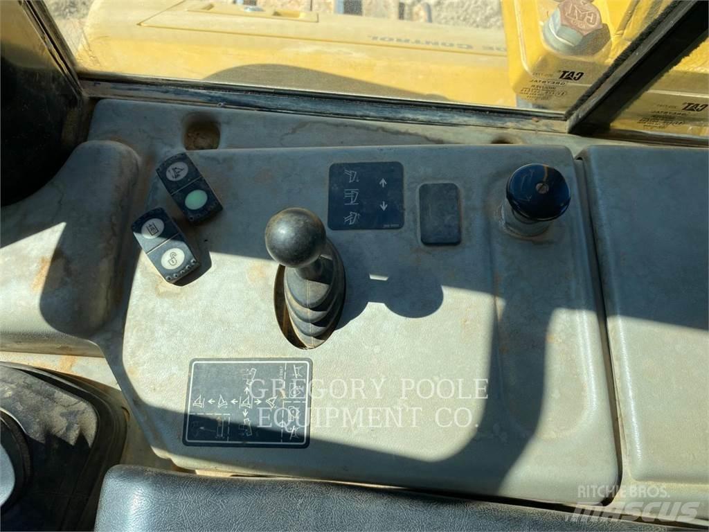 CAT D6NLGP Dozer cingolati