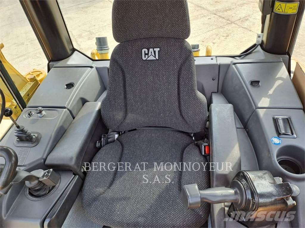 CAT D6NLGP Dozer cingolati