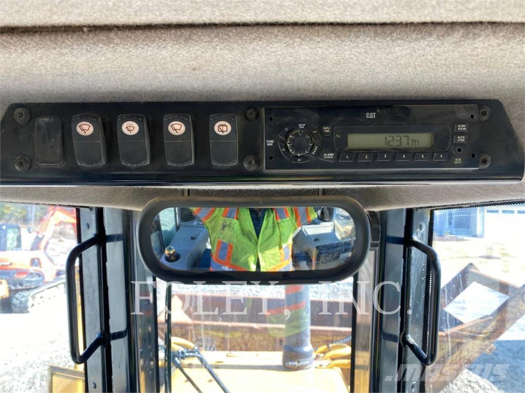 CAT D6NLGP Dozer cingolati