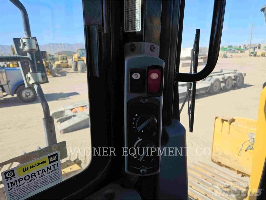 CAT D6T LGPVPT Dozer cingolati
