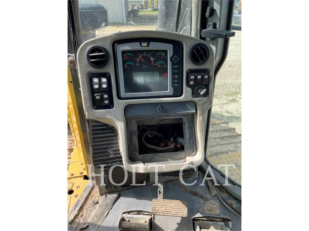 CAT D6T XWVPRI Dozer cingolati